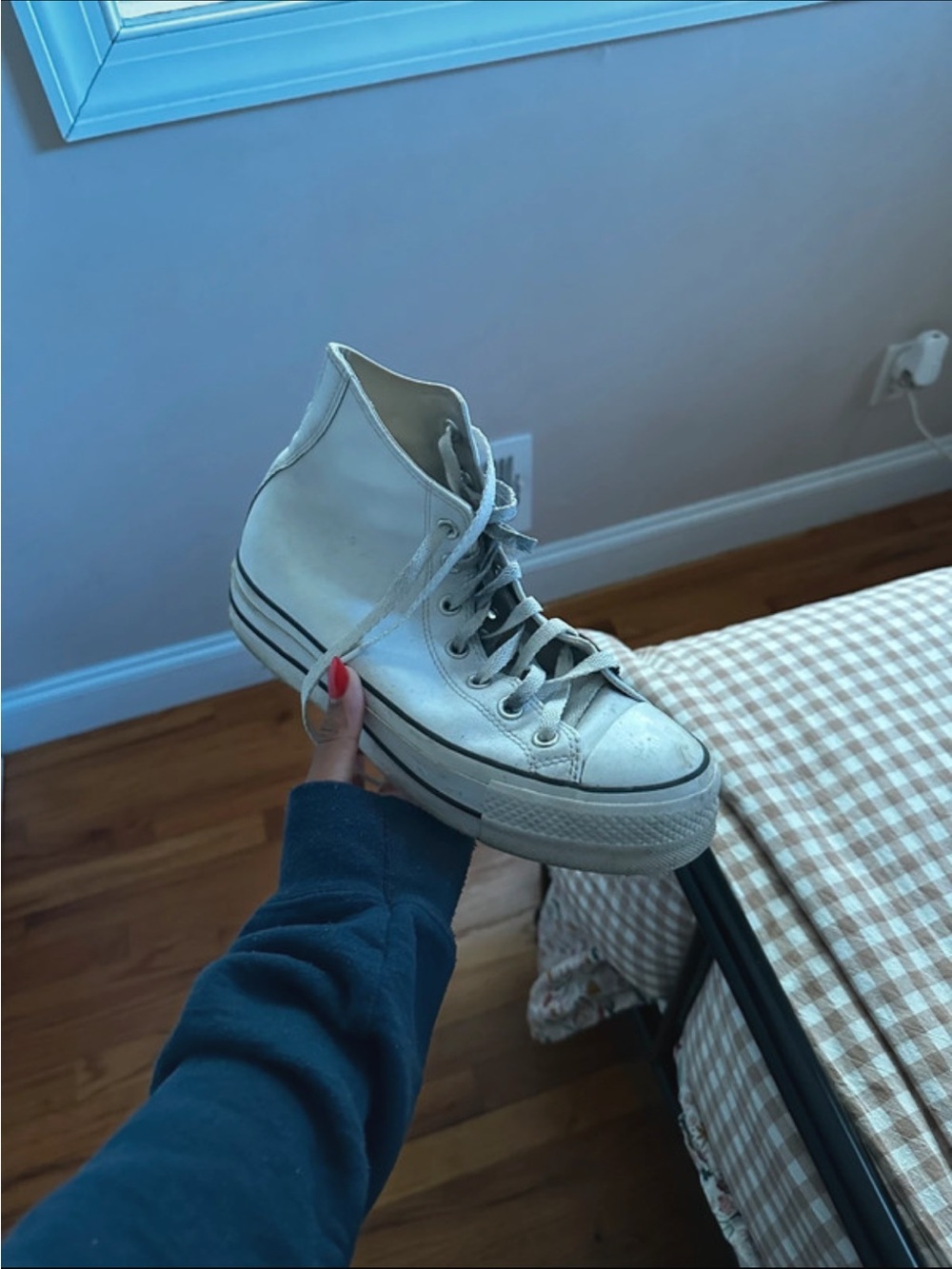 White High-Top converse Sneaker